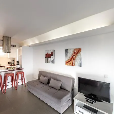 Apartamento Nissia 303 *