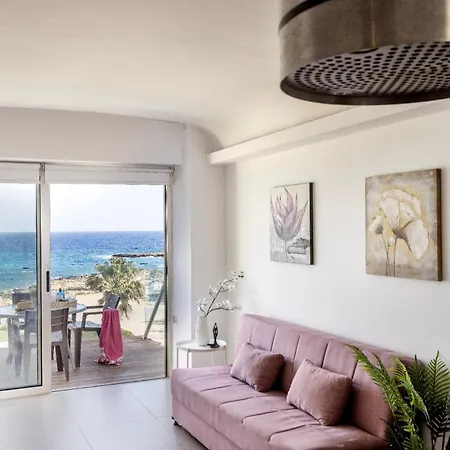 Apartamento Nissia 303 *