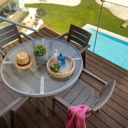 Apartmán Nissia 303 *