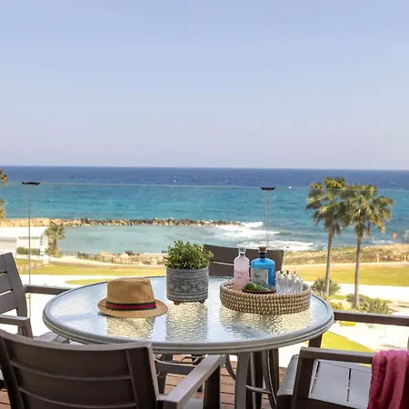 Apartamento Nissia 303 *