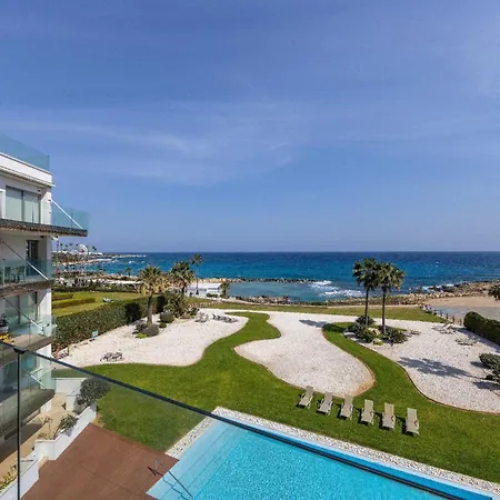 Nissia 303 * Paralimni