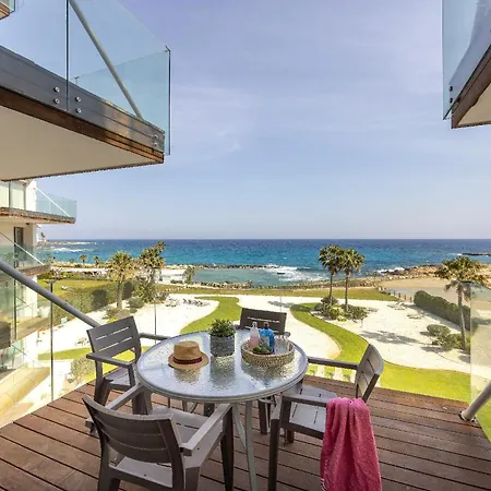 Apartamento Nissia 303 *